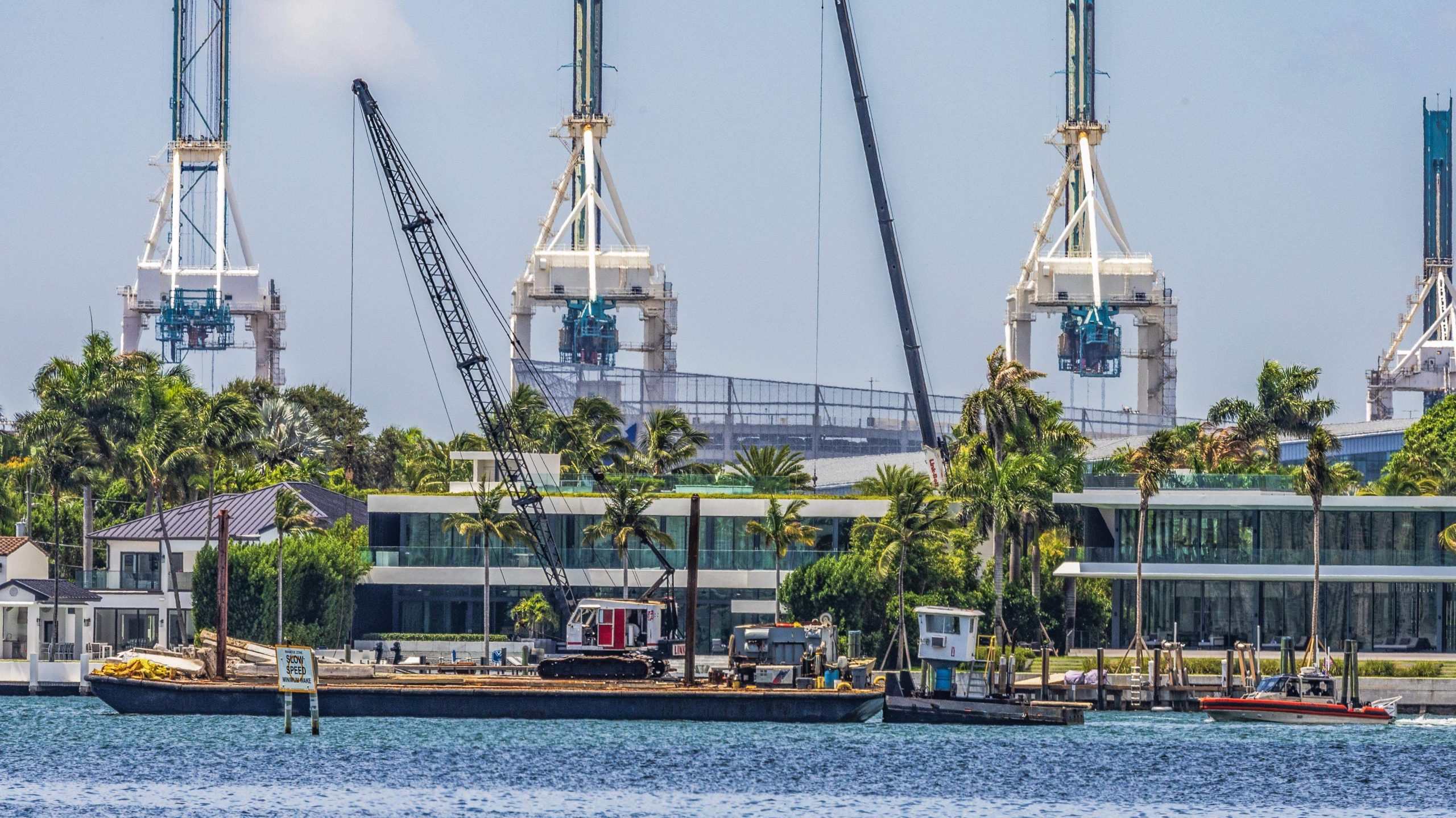 Wealthy Miami Beach residents want their public street gated off. Can they do it?